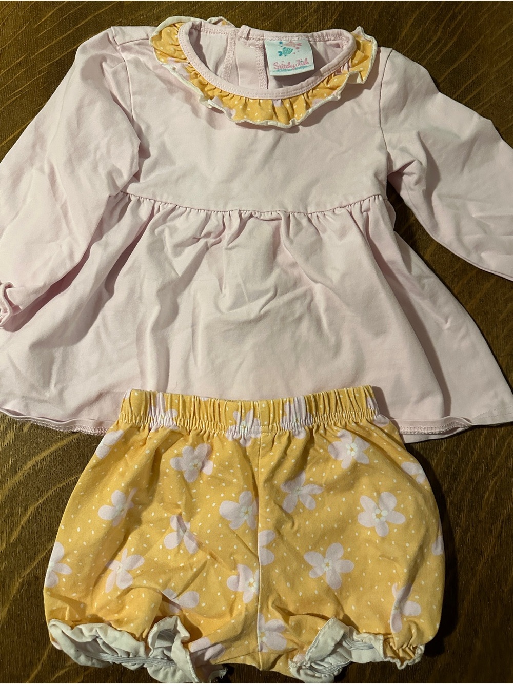 Stitchy Fish Light Pink Long-Sleeve Top with Orange Floral Bloomers